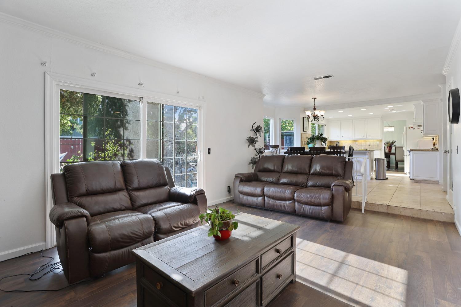 Detail Gallery Image 23 of 40 For 9127 Rutland Ct, Stockton,  CA 95209 - 4 Beds | 3 Baths