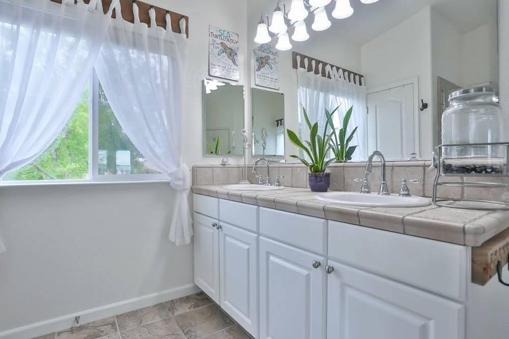 Detail Gallery Image 20 of 70 For 10770 Westerly Dr, Mather,  CA 95655 - 5 Beds | 3 Baths