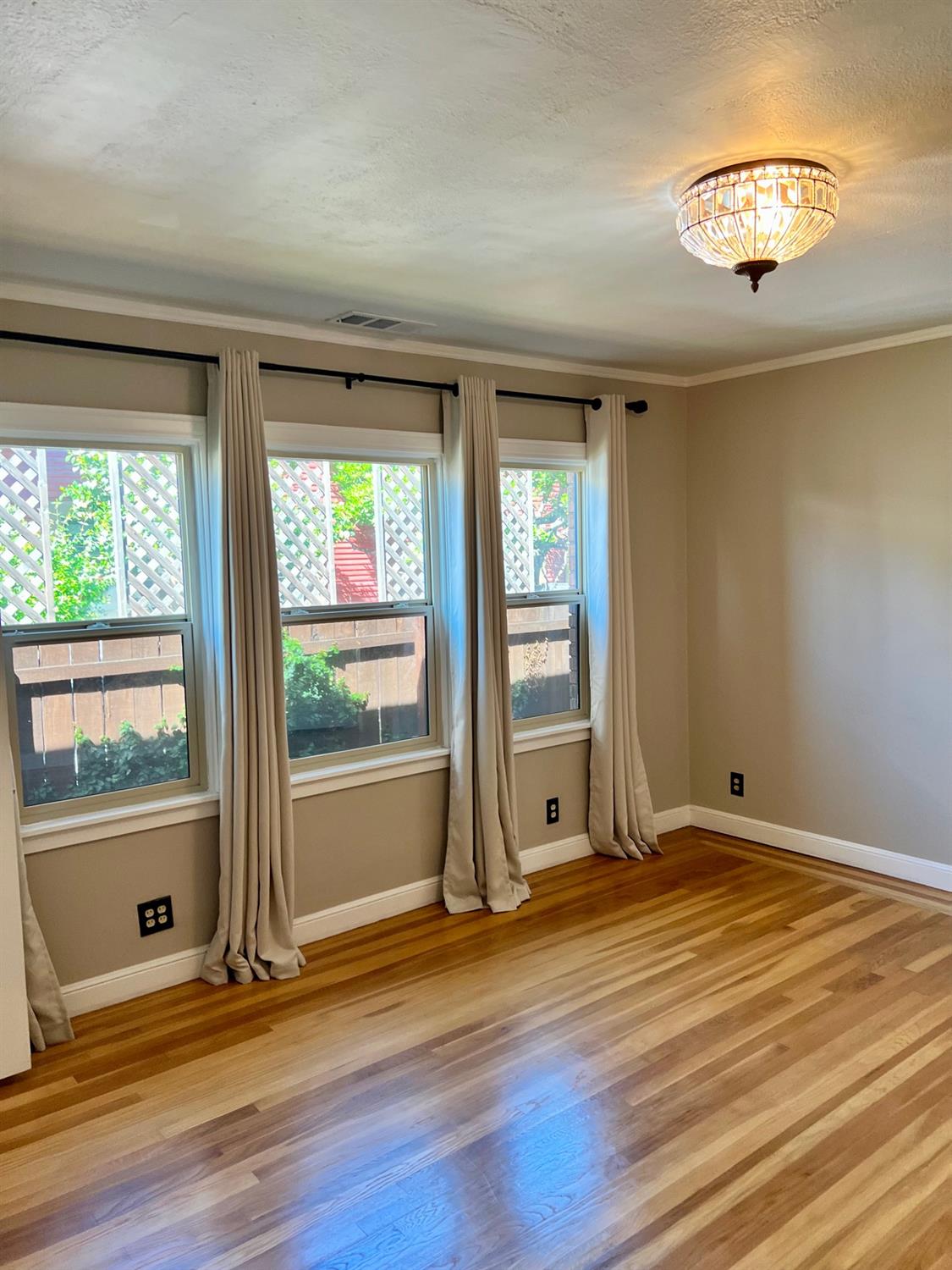 Detail Gallery Image 48 of 99 For 1228 W Walnut St, Stockton,  CA 95203 - 3 Beds | 2 Baths