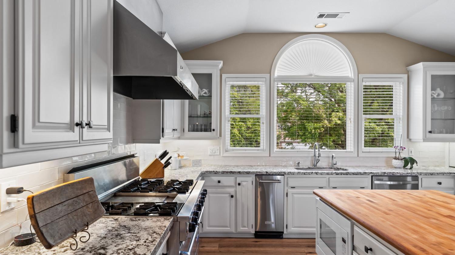 Detail Gallery Image 28 of 92 For 4417 Saint Andrews Dr, Stockton,  CA 95219 - 3 Beds | 2/1 Baths