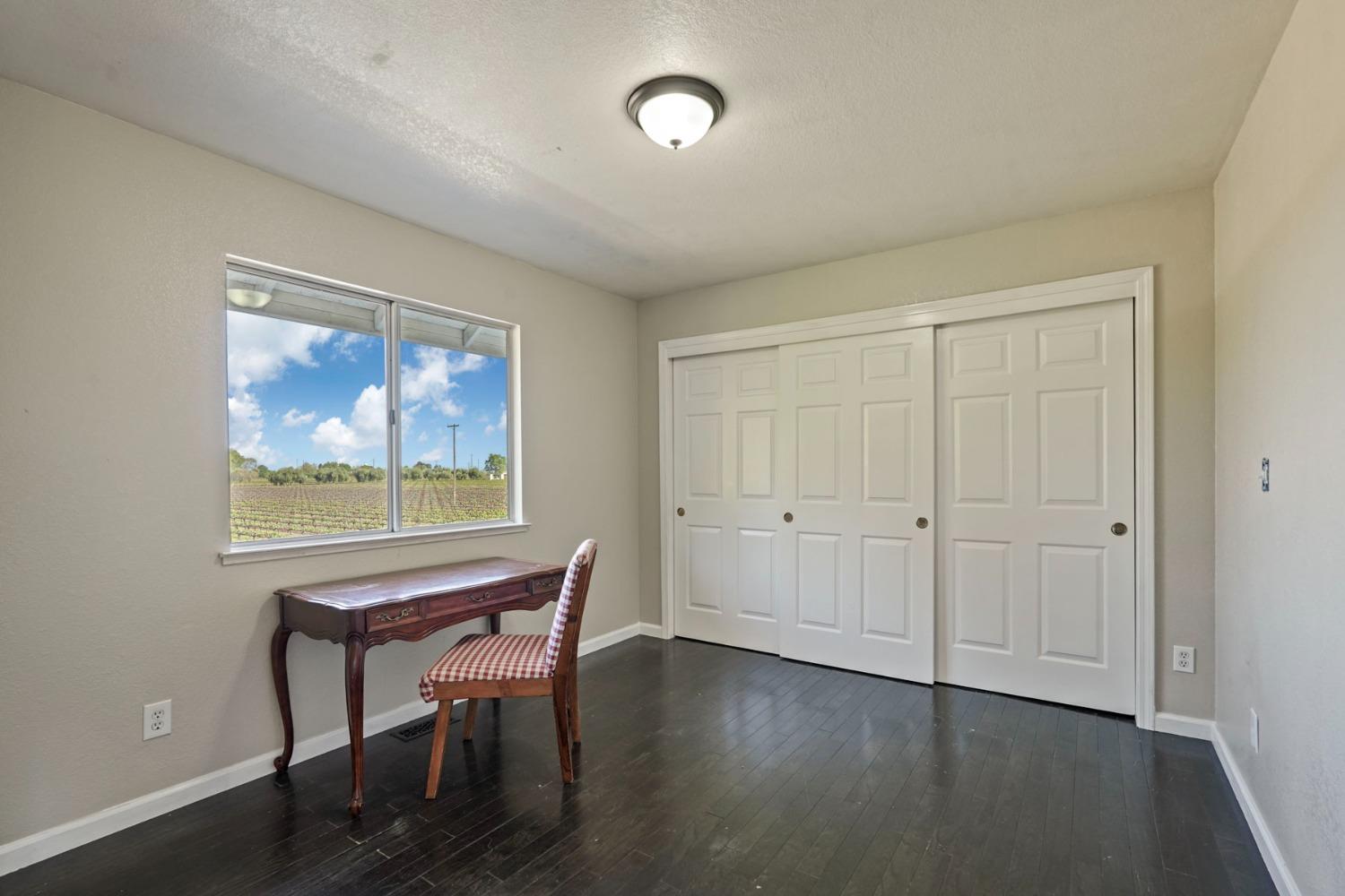 Detail Gallery Image 27 of 70 For 379 W Taddei Rd, Acampo,  CA 95220 - 3 Beds | 2/1 Baths