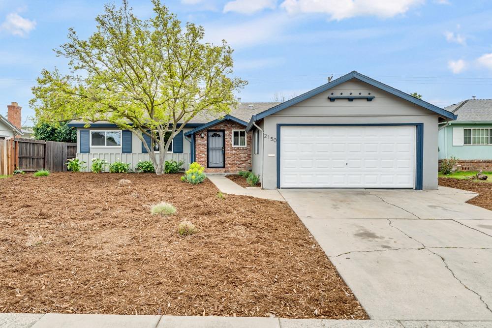Detail Gallery Image 1 of 48 For 2150 60th Ave, Sacramento,  CA 95822 - 4 Beds | 2 Baths