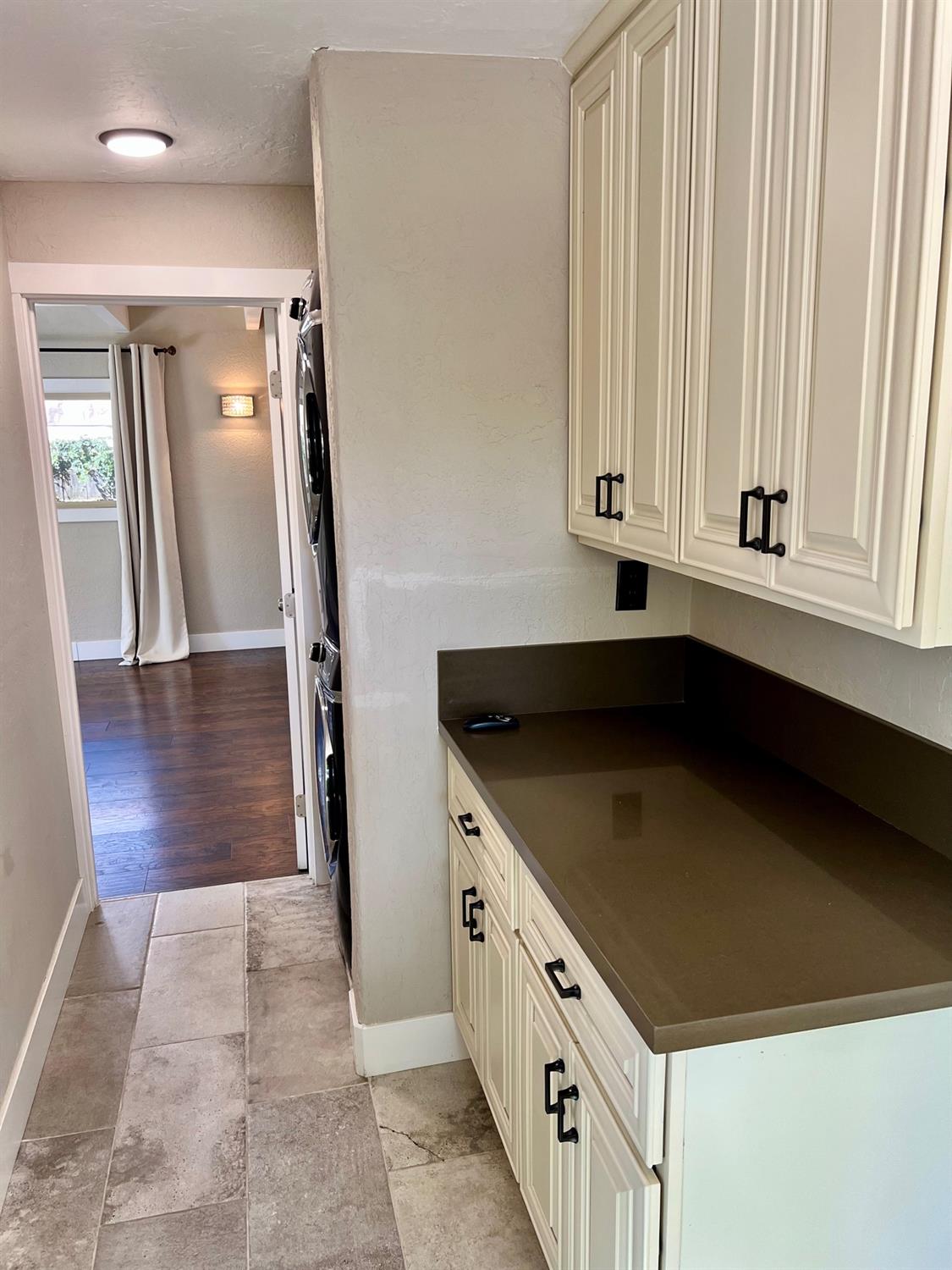 Detail Gallery Image 65 of 99 For 1228 W Walnut St, Stockton,  CA 95203 - 3 Beds | 2 Baths
