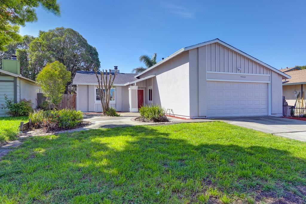 Detail Gallery Image 1 of 1 For 4060 Deer Run Way, Sacramento,  CA 95823 - 4 Beds | 2 Baths