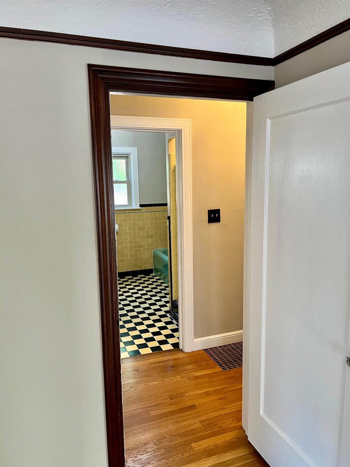 Detail Gallery Image 30 of 99 For 1228 W Walnut St, Stockton,  CA 95203 - 3 Beds | 2 Baths