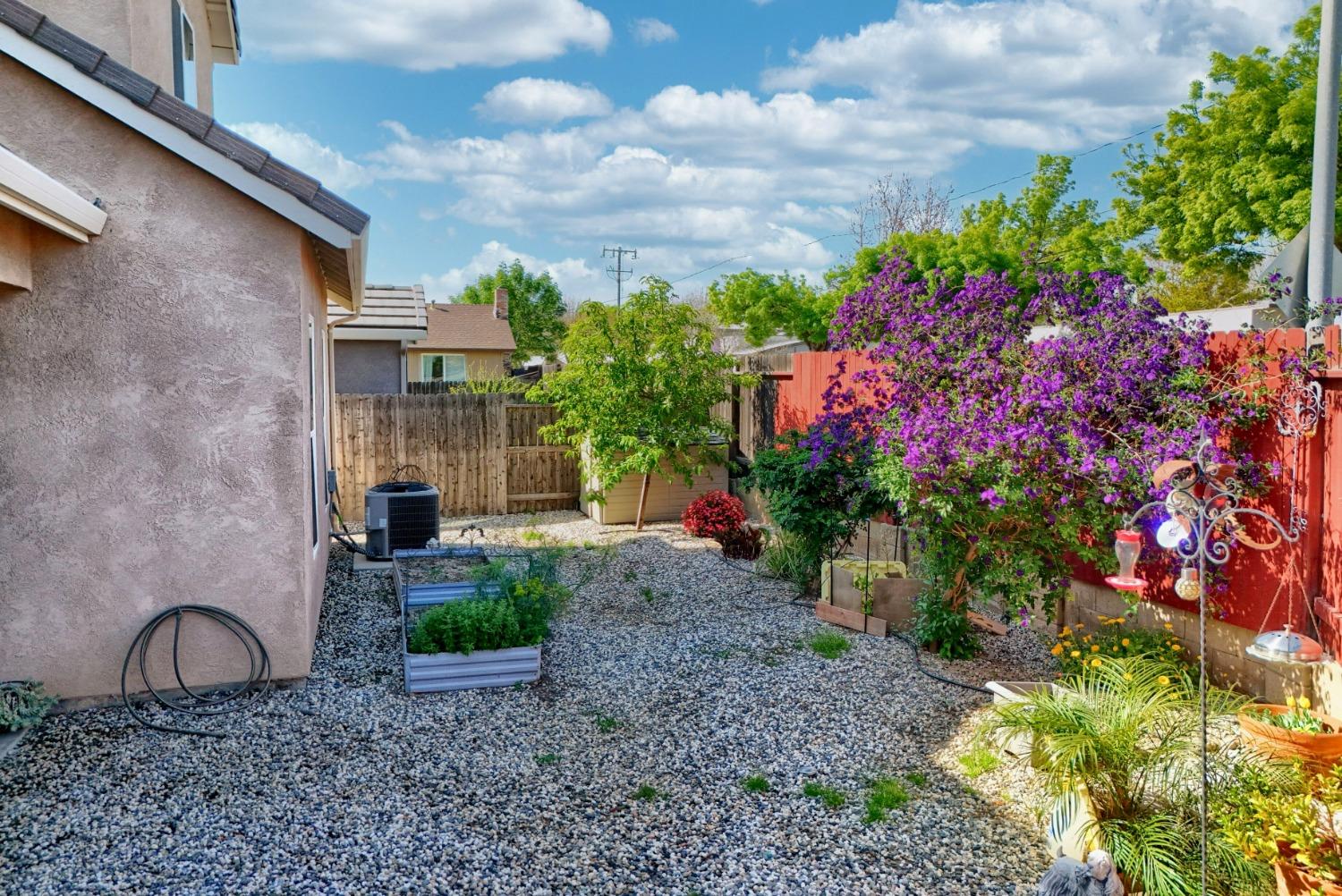 Detail Gallery Image 70 of 81 For 601 St Helena Dr, Newman,  CA 95360 - 4 Beds | 2/1 Baths