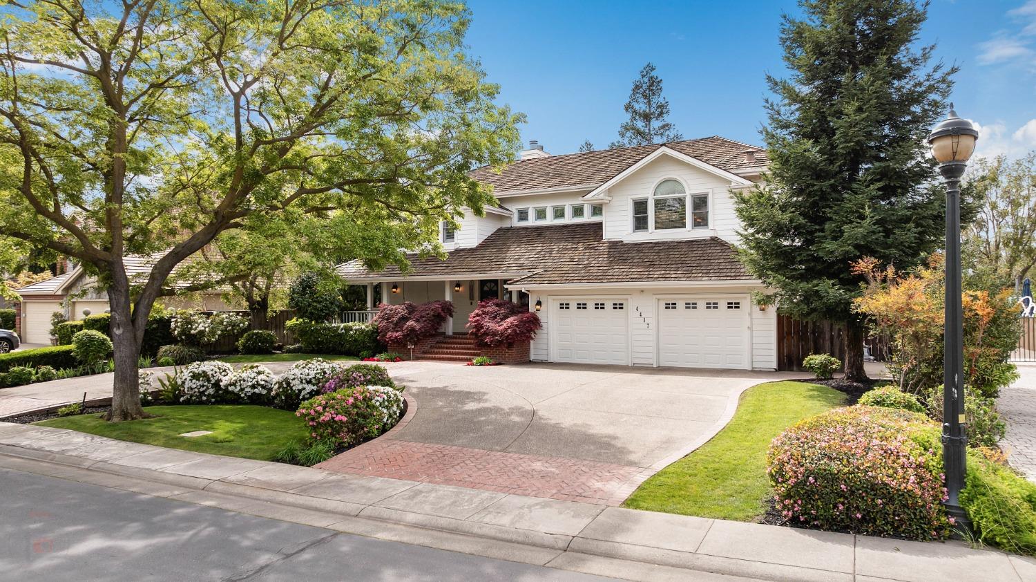 Detail Gallery Image 3 of 92 For 4417 Saint Andrews Dr, Stockton,  CA 95219 - 3 Beds | 2/1 Baths