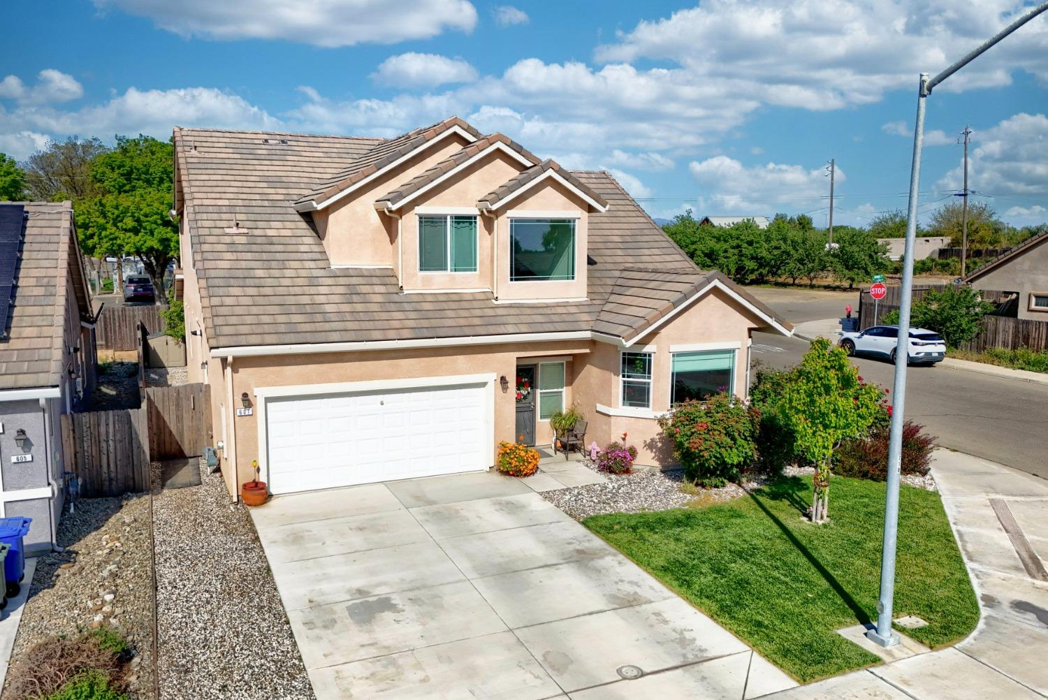Detail Gallery Image 5 of 81 For 601 St Helena Dr, Newman,  CA 95360 - 4 Beds | 2/1 Baths