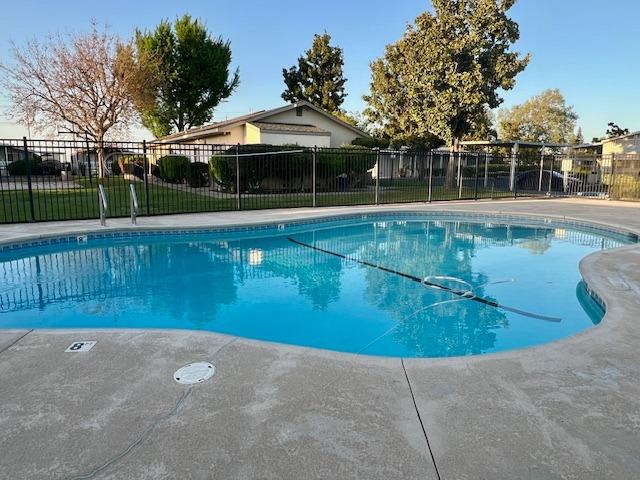 Detail Gallery Image 53 of 53 For 1541 Panthers Ln 13, Modesto,  CA 95355 - 4 Beds | 2 Baths