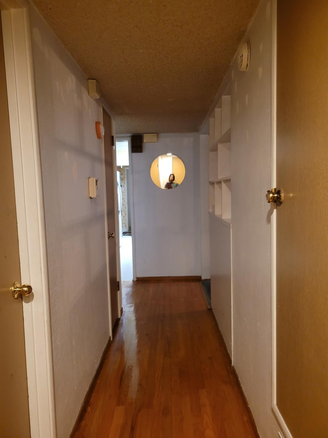 E Cromwell Way, Sacramento, California image 33
