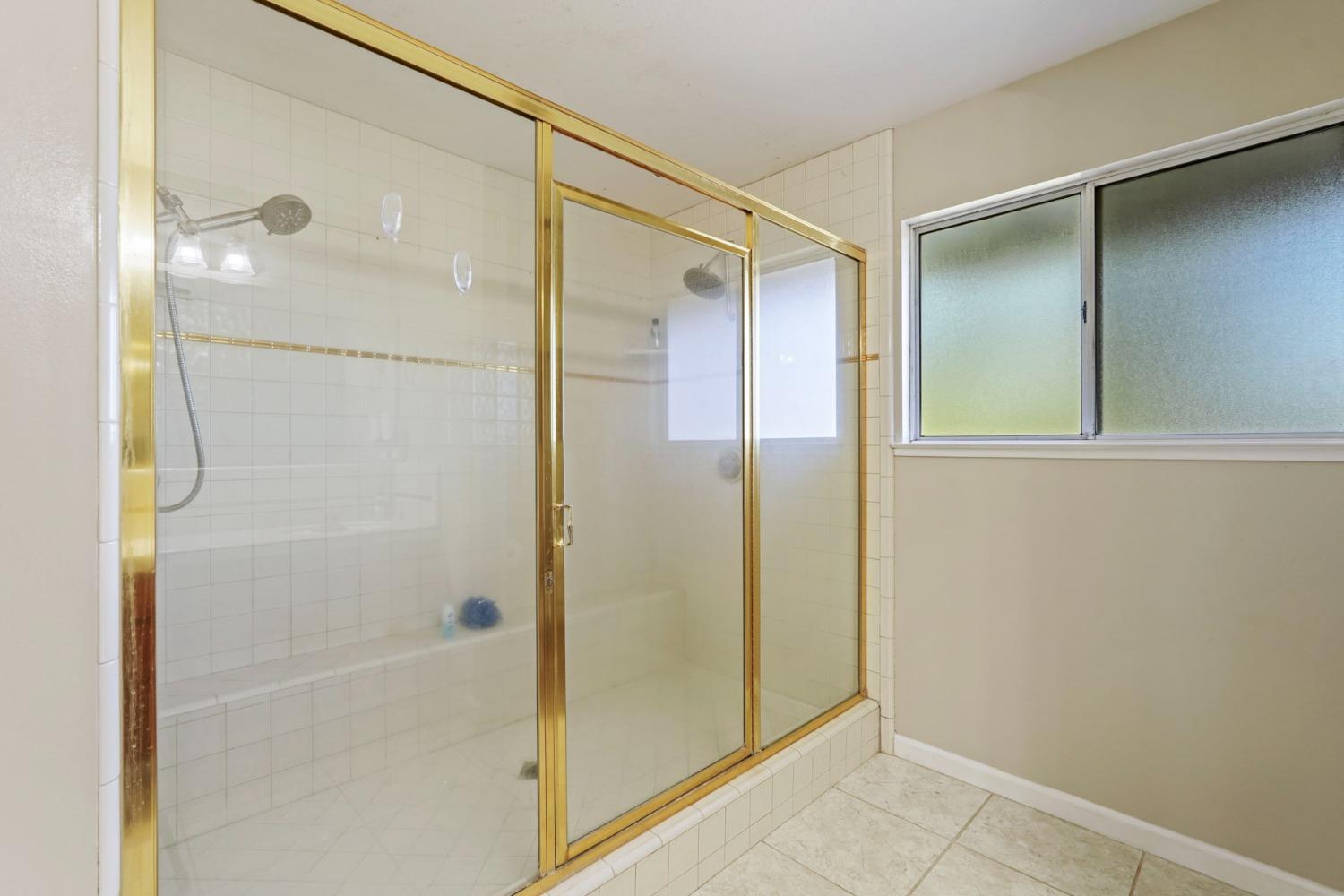 Detail Gallery Image 34 of 70 For 379 W Taddei Rd, Acampo,  CA 95220 - 3 Beds | 2/1 Baths