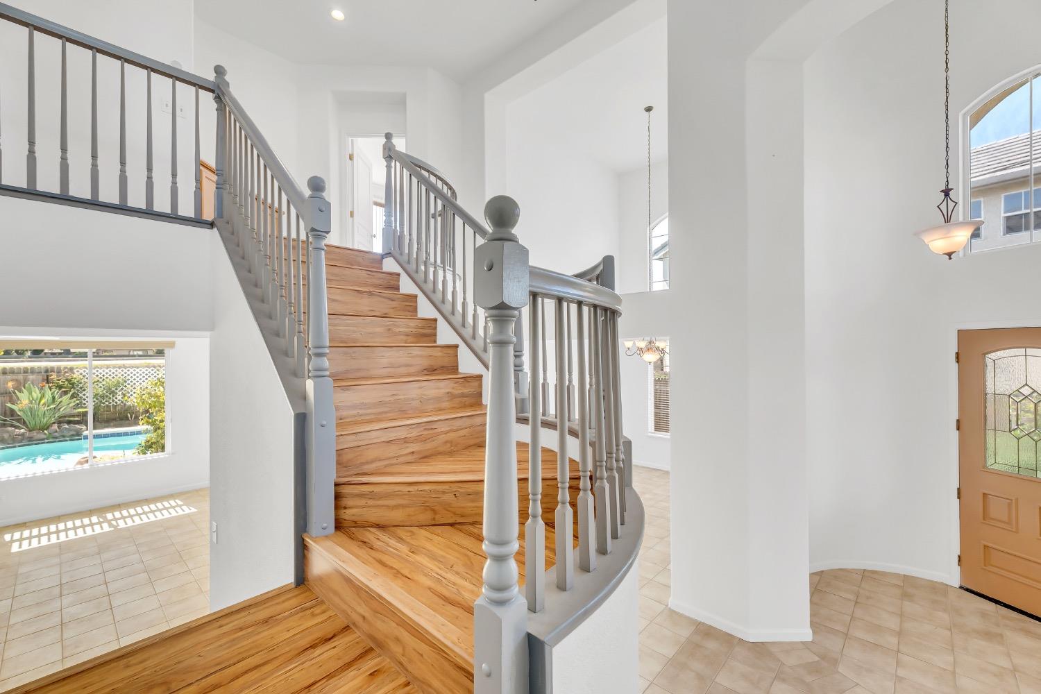 Detail Gallery Image 25 of 49 For 1902 Gerber Dr, Stockton,  CA 95209 - 4 Beds | 3/1 Baths