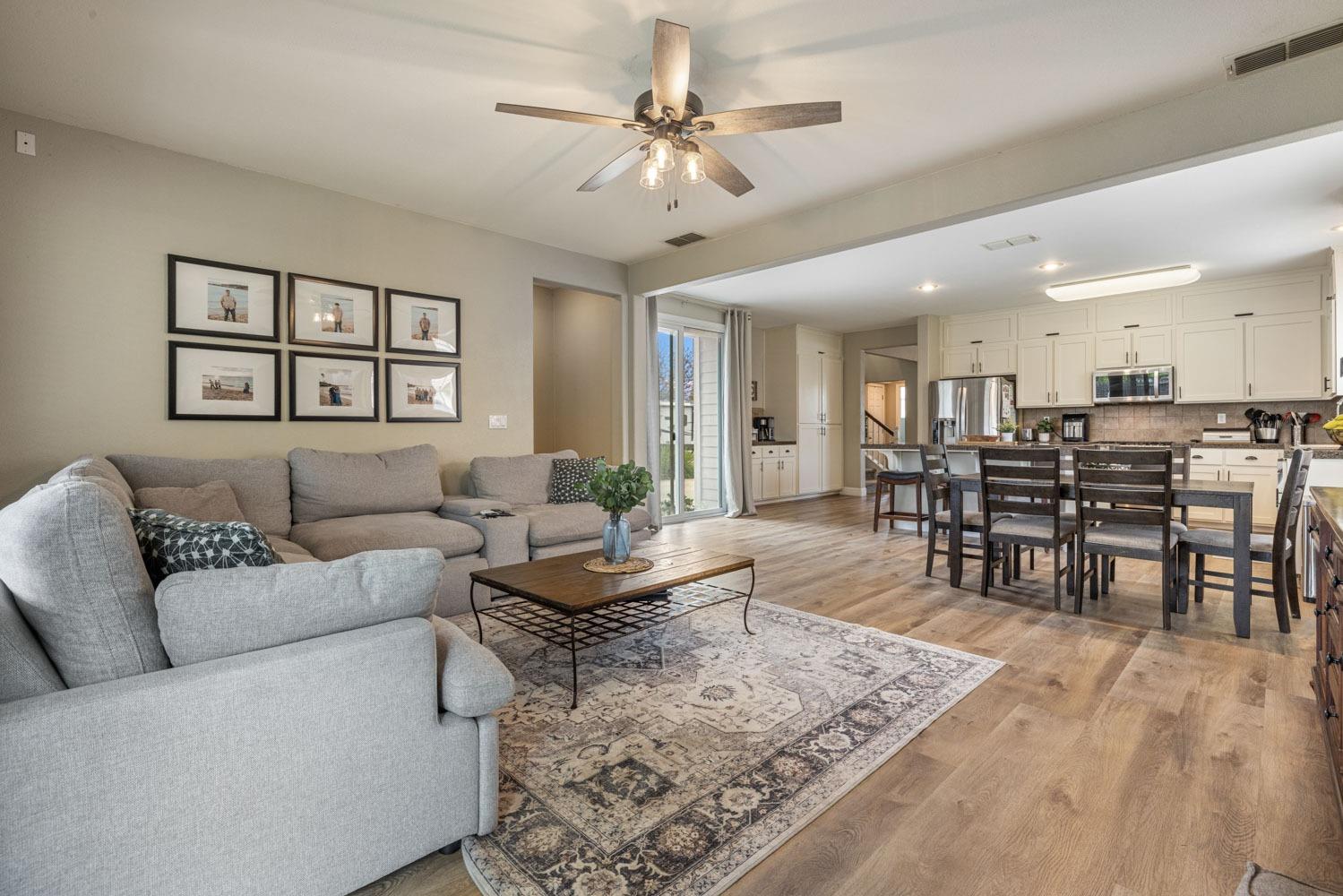 Enclave Drive, Turlock, California image 20