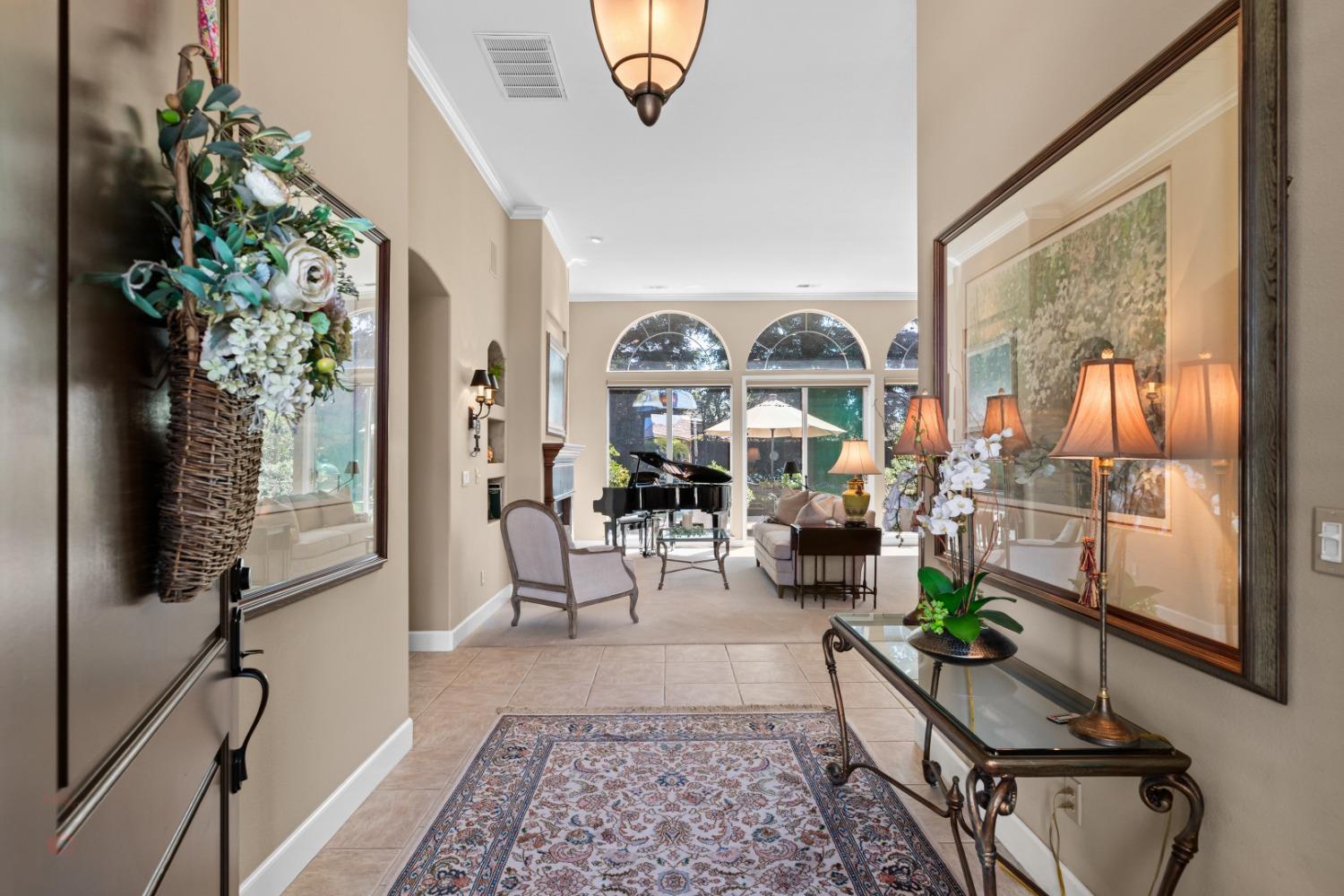 Detail Gallery Image 7 of 77 For 5126 Spanish Bay Cir, Stockton,  CA 95219 - 4 Beds | 3 Baths