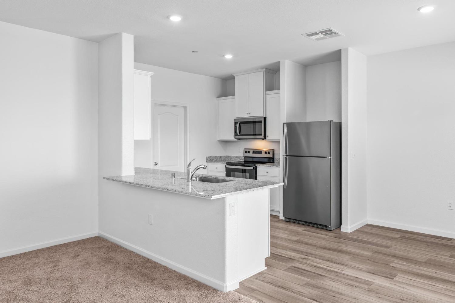 Detail Gallery Image 5 of 18 For 4508 Santa Fe St, Riverbank,  CA 95367 - 3 Beds | 2 Baths