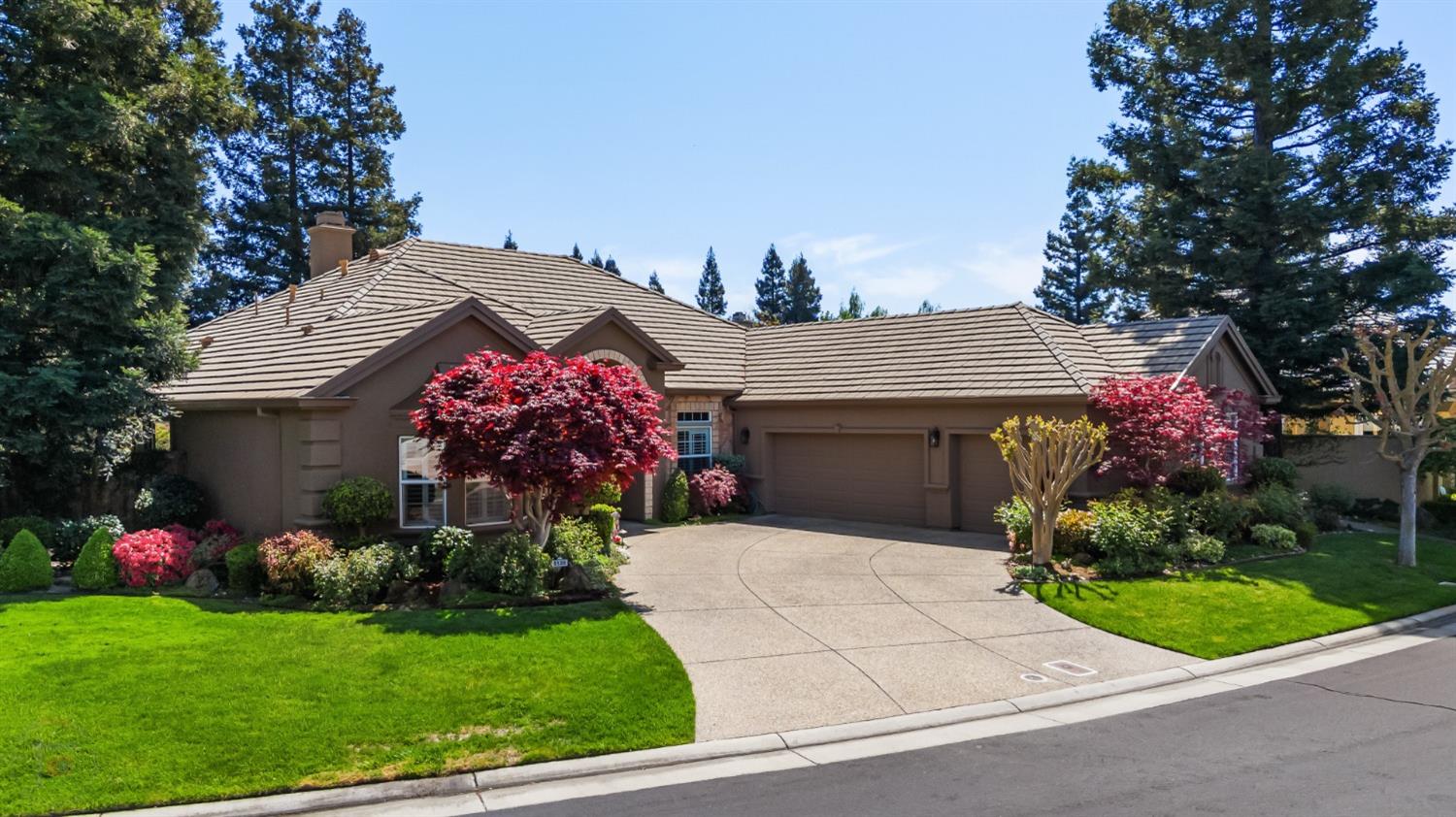 Detail Gallery Image 2 of 77 For 5126 Spanish Bay Cir, Stockton,  CA 95219 - 4 Beds | 3 Baths
