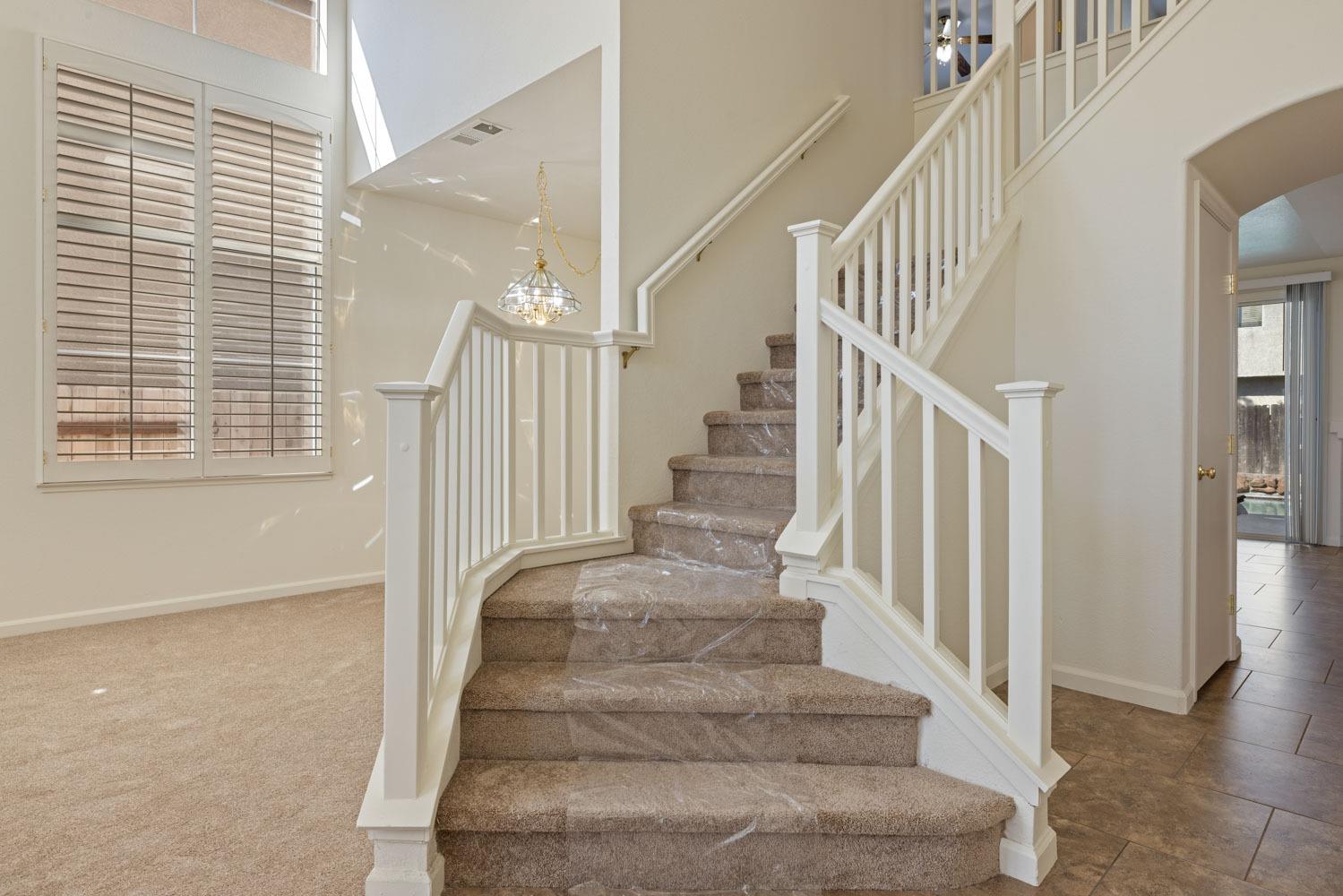 Detail Gallery Image 28 of 51 For 4214 Maddie Cir, Stockton,  CA 95209 - 4 Beds | 3 Baths