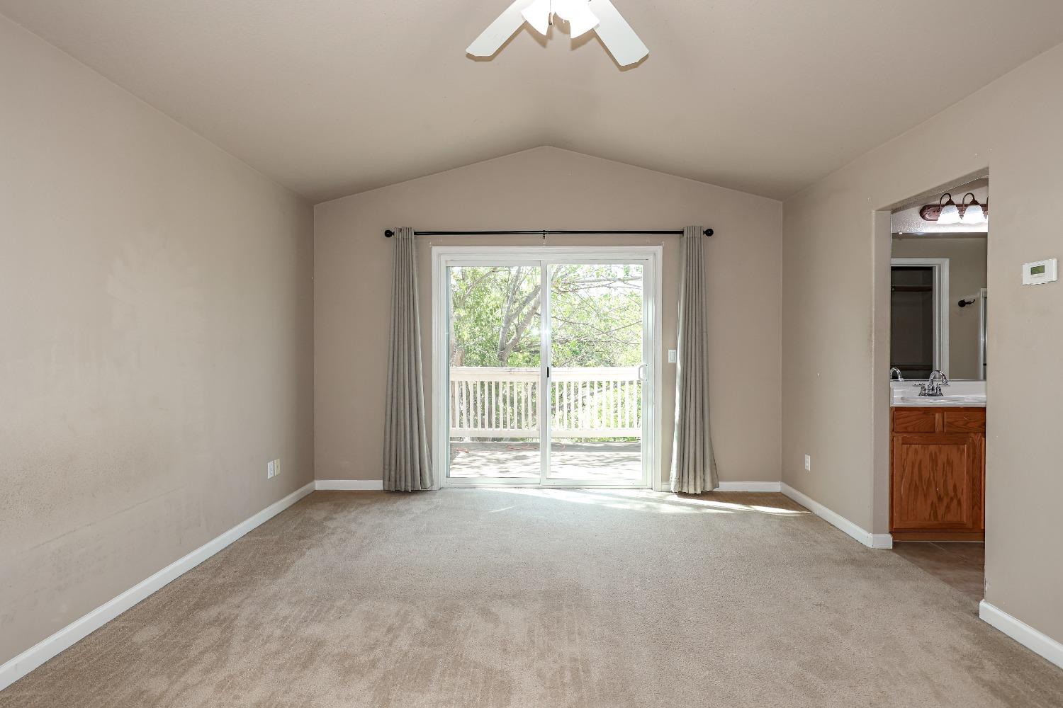 Detail Gallery Image 25 of 71 For 13318 Rivercrest Dr, Waterford,  CA 95386 - 4 Beds | 2/1 Baths