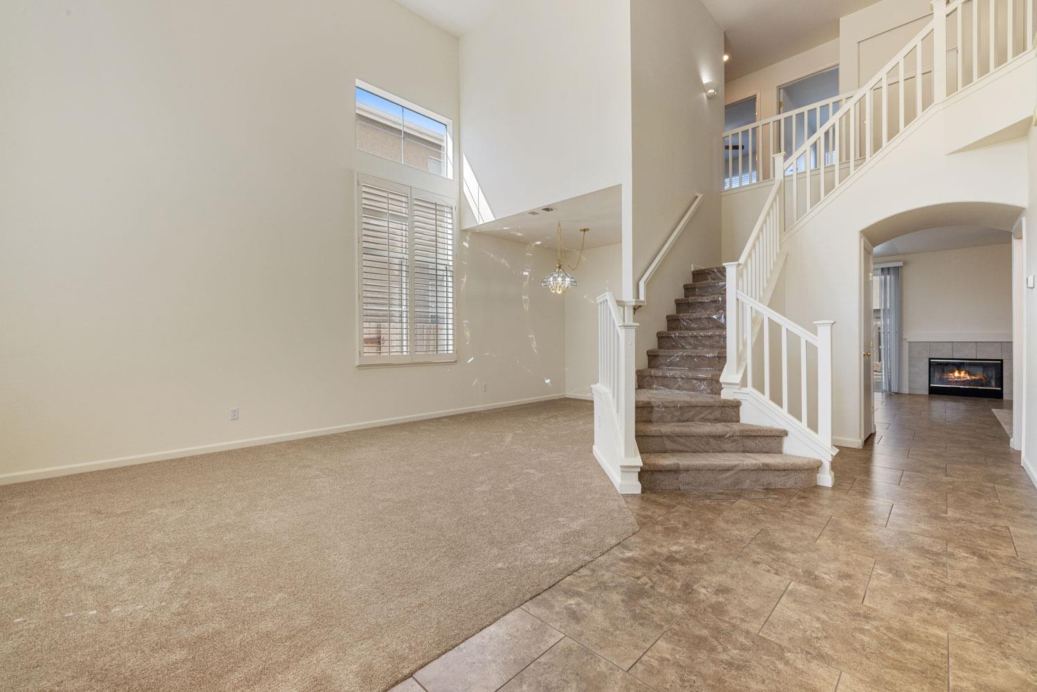 Detail Gallery Image 7 of 51 For 4214 Maddie Cir, Stockton,  CA 95209 - 4 Beds | 3 Baths