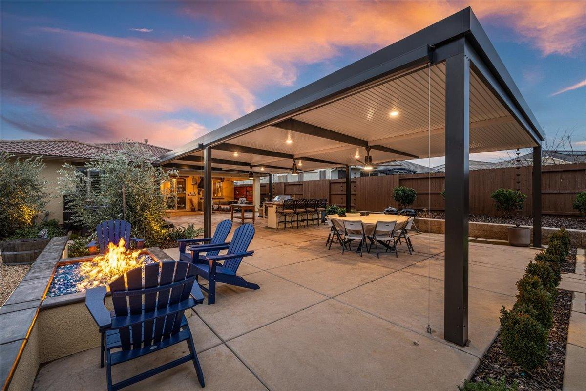 Detail Gallery Image 2 of 82 For 1076 Catalina Way, El Dorado Hills,  CA 95762 - 2 Beds | 2/1 Baths