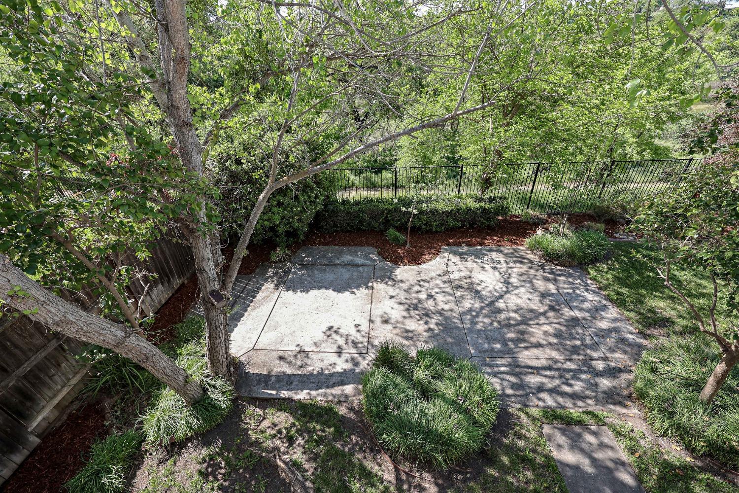 Detail Gallery Image 35 of 71 For 13318 Rivercrest Dr, Waterford,  CA 95386 - 4 Beds | 2/1 Baths
