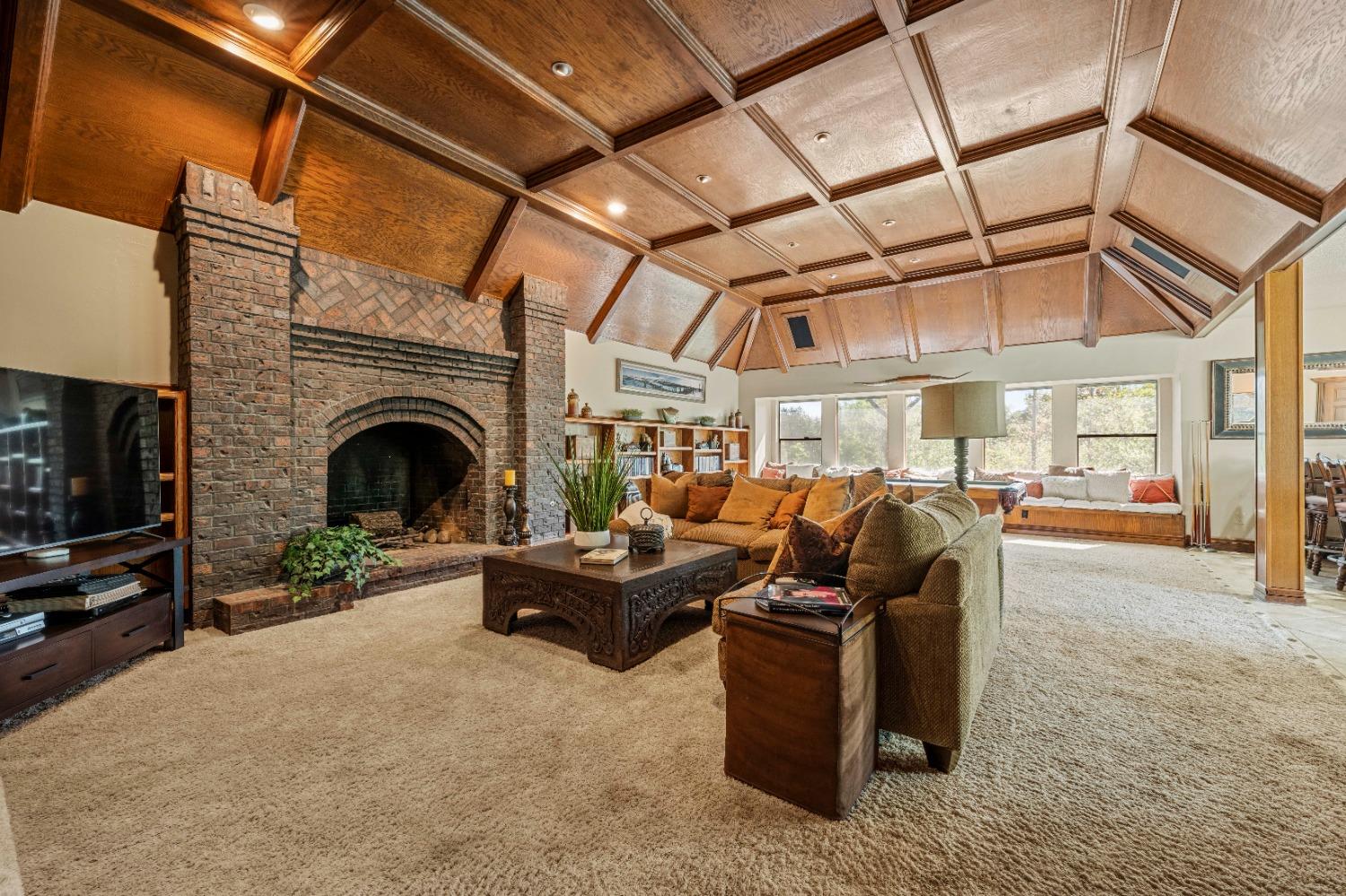 Detail Gallery Image 7 of 76 For 5966 Ridge Park Dr, Loomis,  CA 95650 - 5 Beds | 4/2 Baths