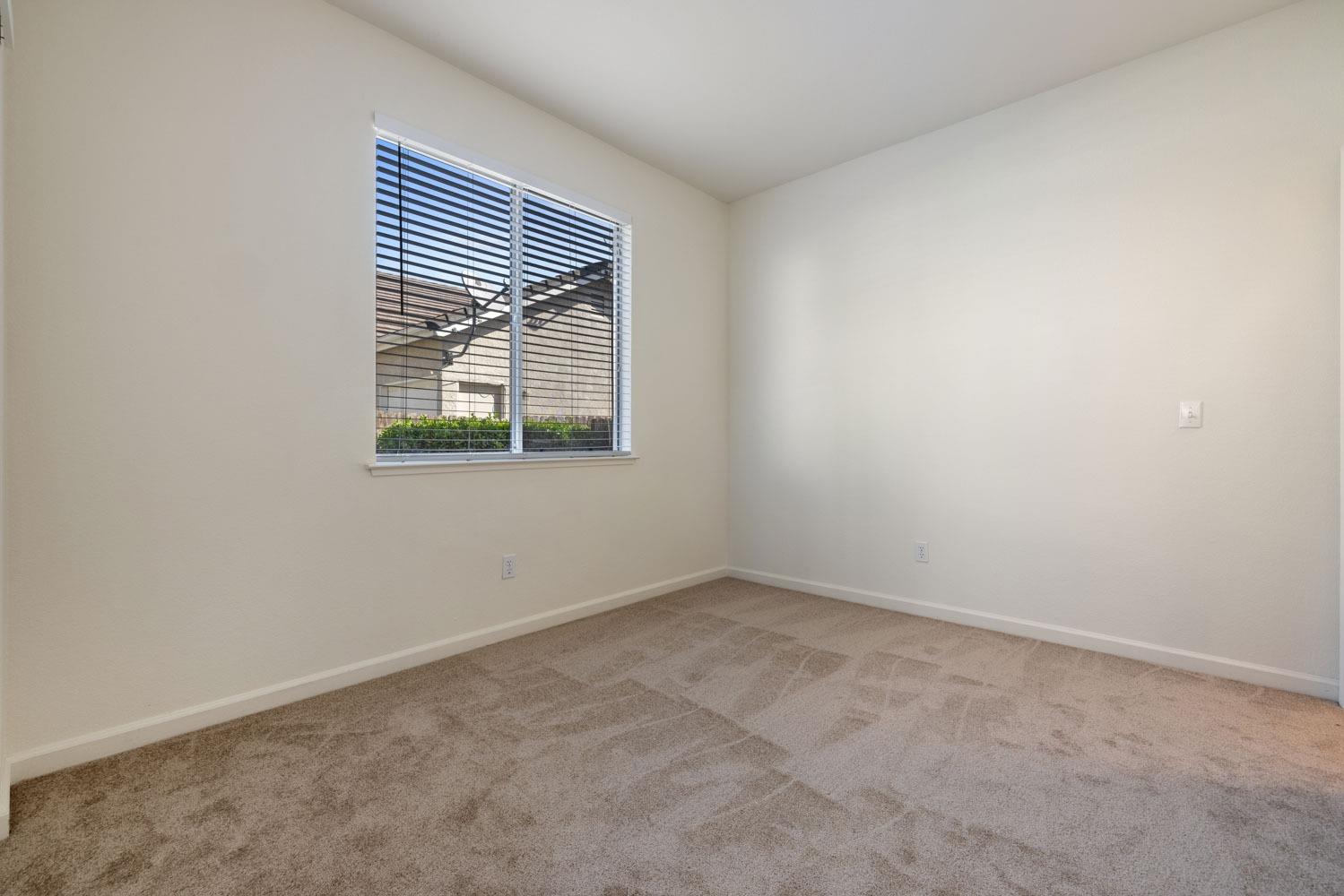Detail Gallery Image 22 of 51 For 4214 Maddie Cir, Stockton,  CA 95209 - 4 Beds | 3 Baths