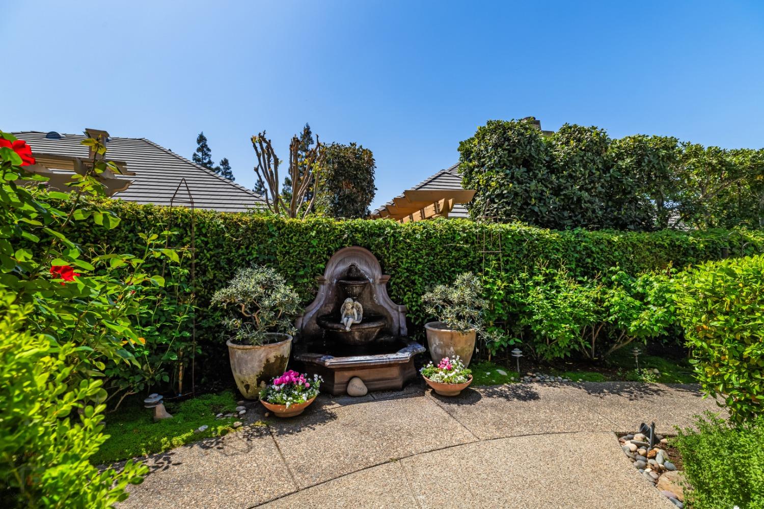 Detail Gallery Image 24 of 77 For 5126 Spanish Bay Cir, Stockton,  CA 95219 - 4 Beds | 3 Baths
