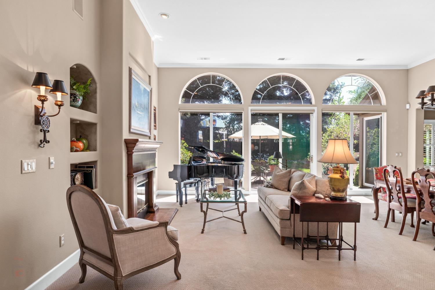 Detail Gallery Image 10 of 77 For 5126 Spanish Bay Cir, Stockton,  CA 95219 - 4 Beds | 3 Baths