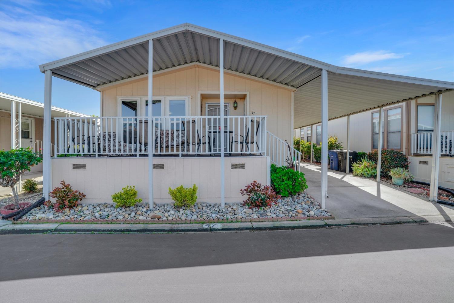 Detail Gallery Image 1 of 26 For 1500 Held Dr 47, Modesto,  CA 95355 - 2 Beds | 2 Baths