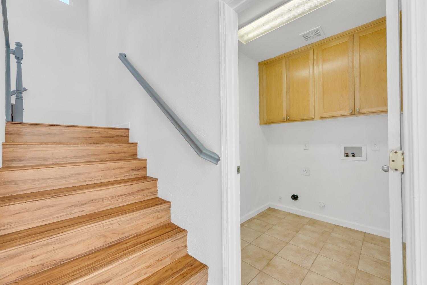Detail Gallery Image 24 of 49 For 1902 Gerber Dr, Stockton,  CA 95209 - 4 Beds | 3/1 Baths