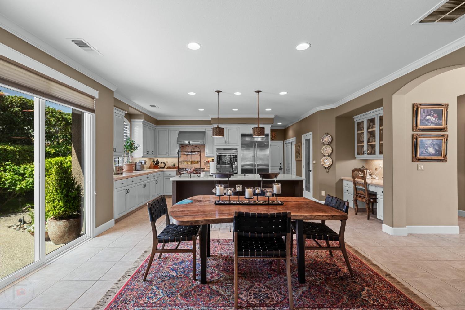 Detail Gallery Image 26 of 77 For 5126 Spanish Bay Cir, Stockton,  CA 95219 - 4 Beds | 3 Baths