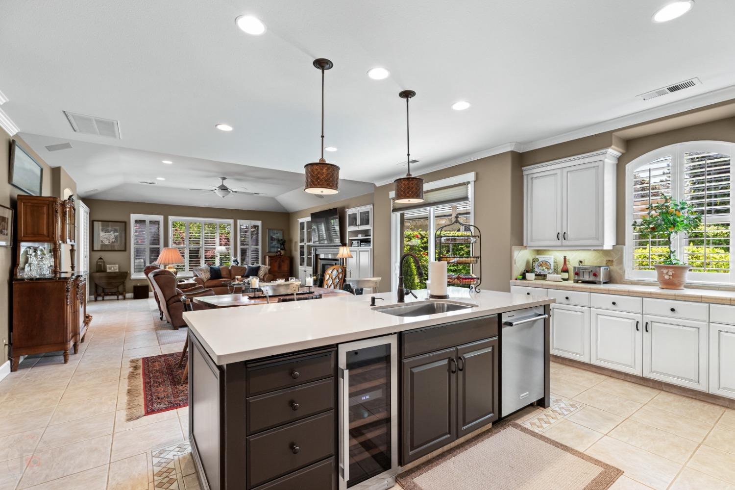Detail Gallery Image 34 of 77 For 5126 Spanish Bay Cir, Stockton,  CA 95219 - 4 Beds | 3 Baths