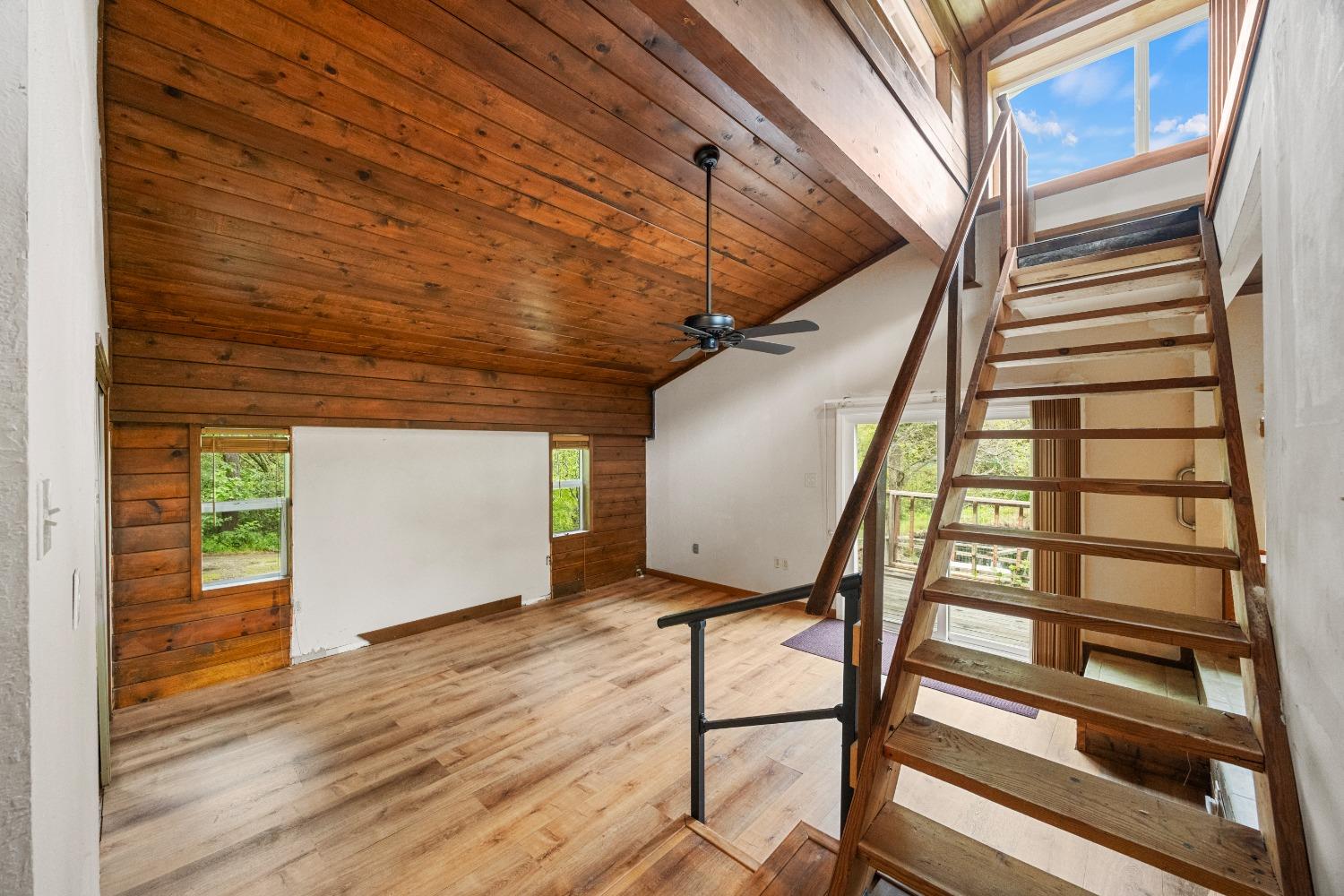 Detail Gallery Image 32 of 72 For 6880 White Ln, Loomis,  CA 95650 - 3 Beds | 3 Baths