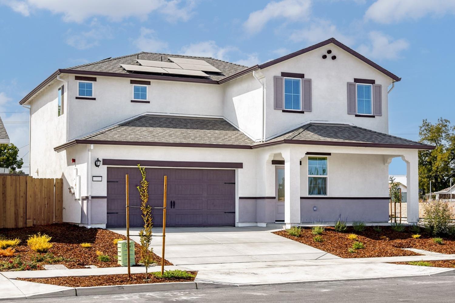 Detail Gallery Image 2 of 18 For 4401 Amble Ln, Riverbank,  CA 95367 - 5 Beds | 3 Baths