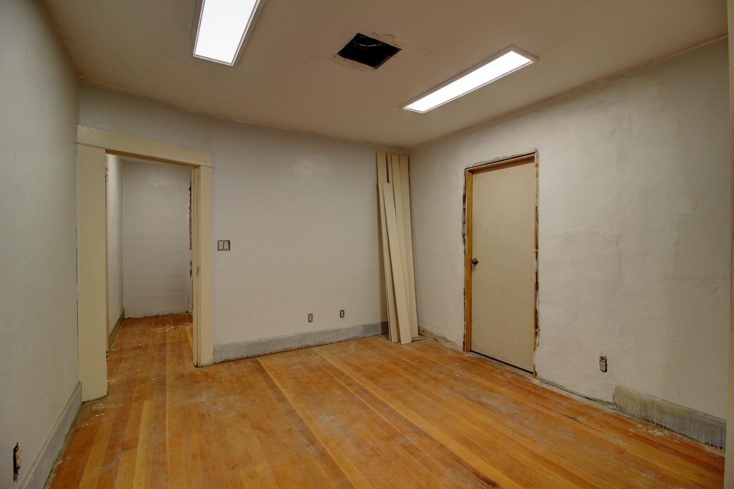 Detail Gallery Image 35 of 54 For 605 Scenic Dr, Modesto,  CA 95350 - – Beds | – Baths