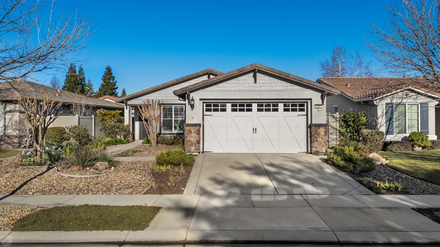 Detail Gallery Image 3 of 81 For 2327 Pepper Tree Ln, Manteca,  CA 95336 - 2 Beds | 2 Baths