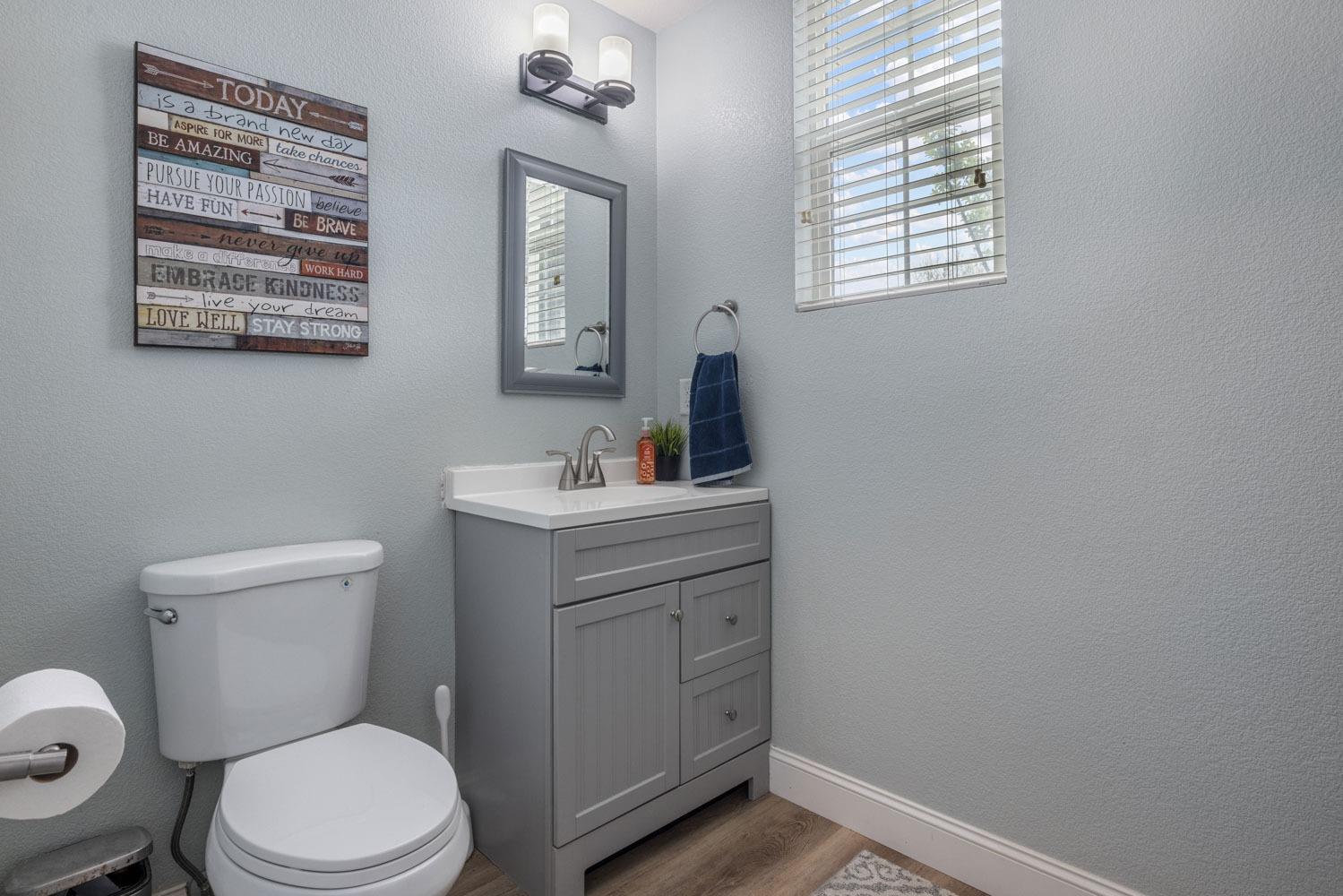 Enclave Drive, Turlock, California image 12