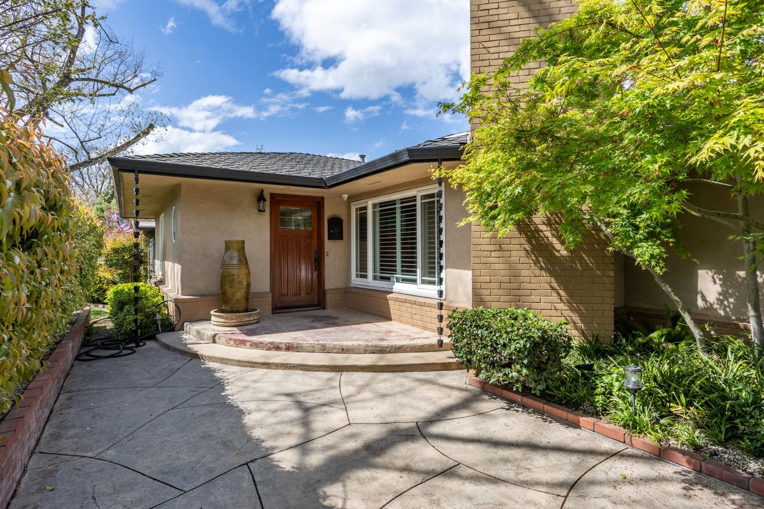 Detail Gallery Image 1 of 32 For 901 Princeton Ave, Modesto,  CA 95350 - 3 Beds | 2/1 Baths