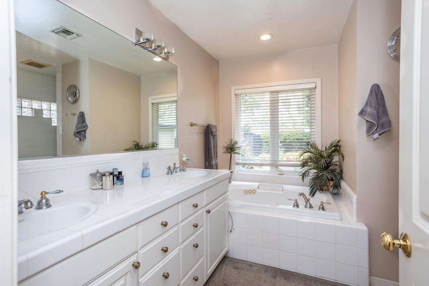 Detail Gallery Image 21 of 32 For 901 Princeton Ave, Modesto,  CA 95350 - 3 Beds | 2/1 Baths