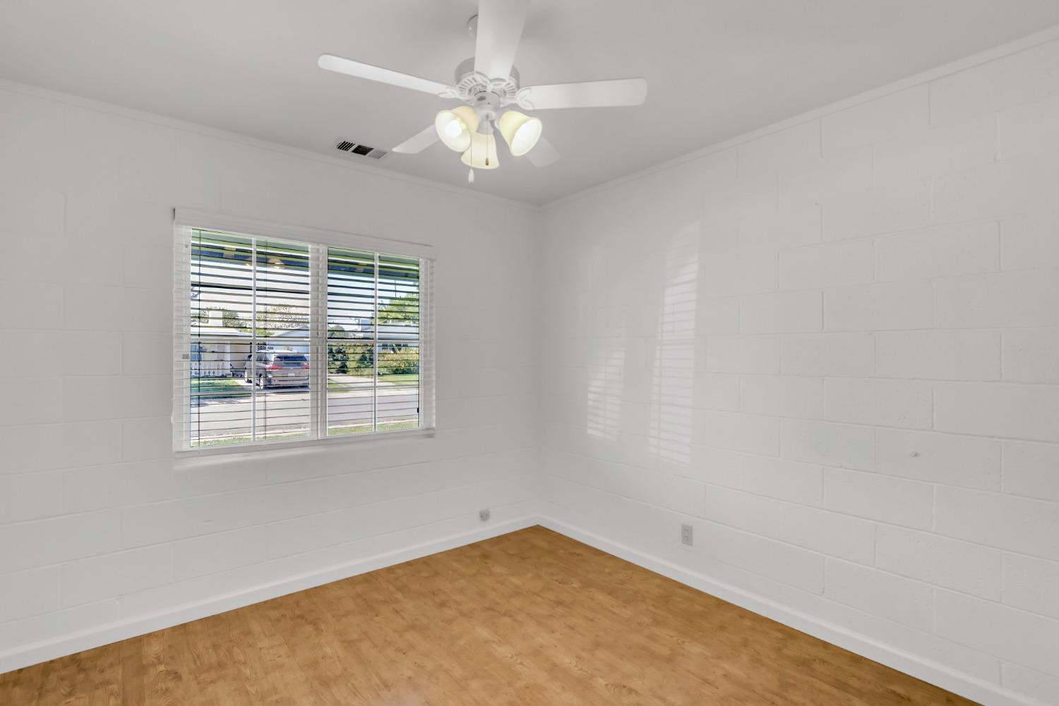 Detail Gallery Image 17 of 36 For 5213 Ortega St, Sacramento,  CA 95820 - 3 Beds | 1 Baths