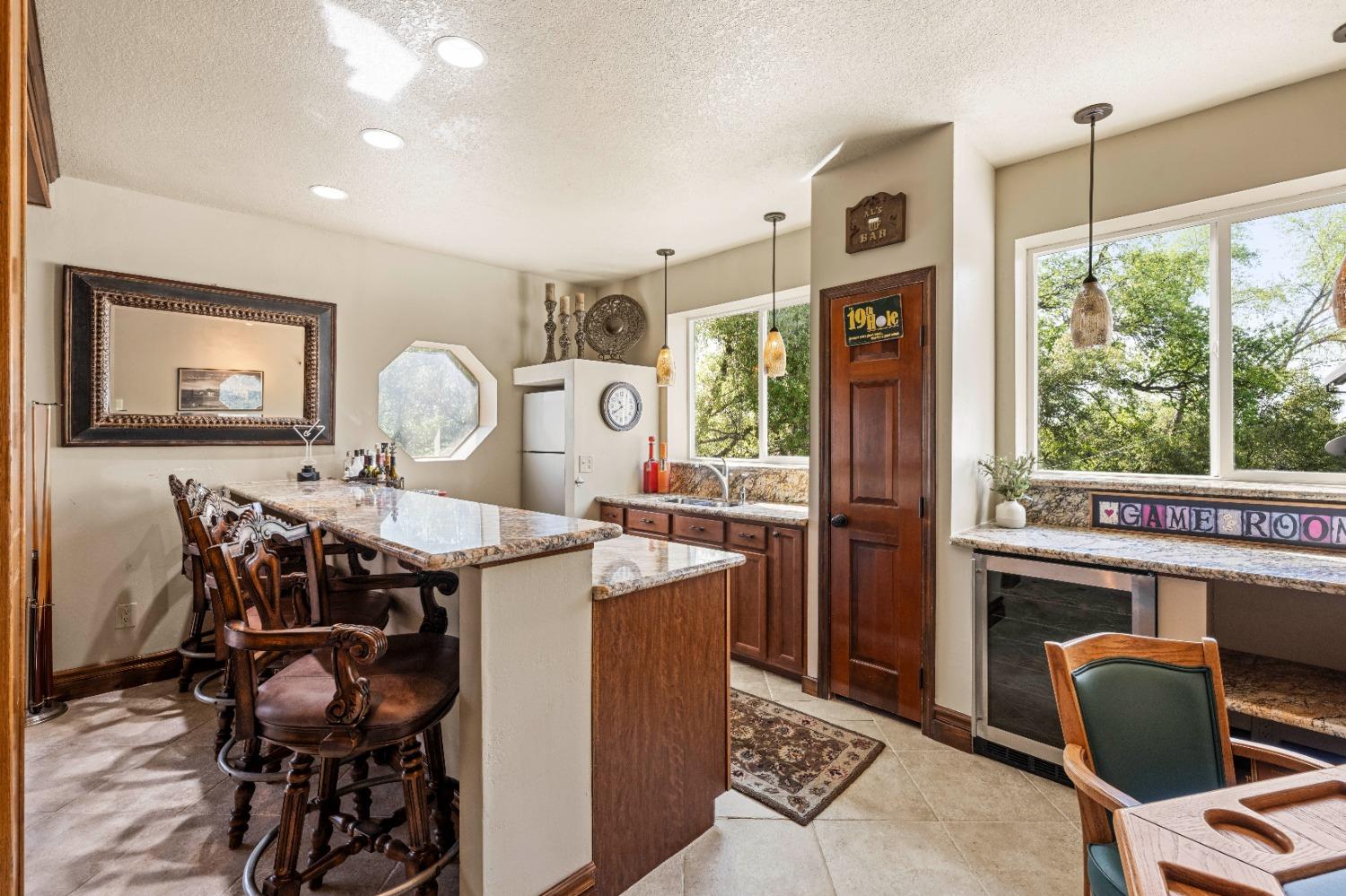 Detail Gallery Image 12 of 76 For 5966 Ridge Park Dr, Loomis,  CA 95650 - 5 Beds | 4/2 Baths