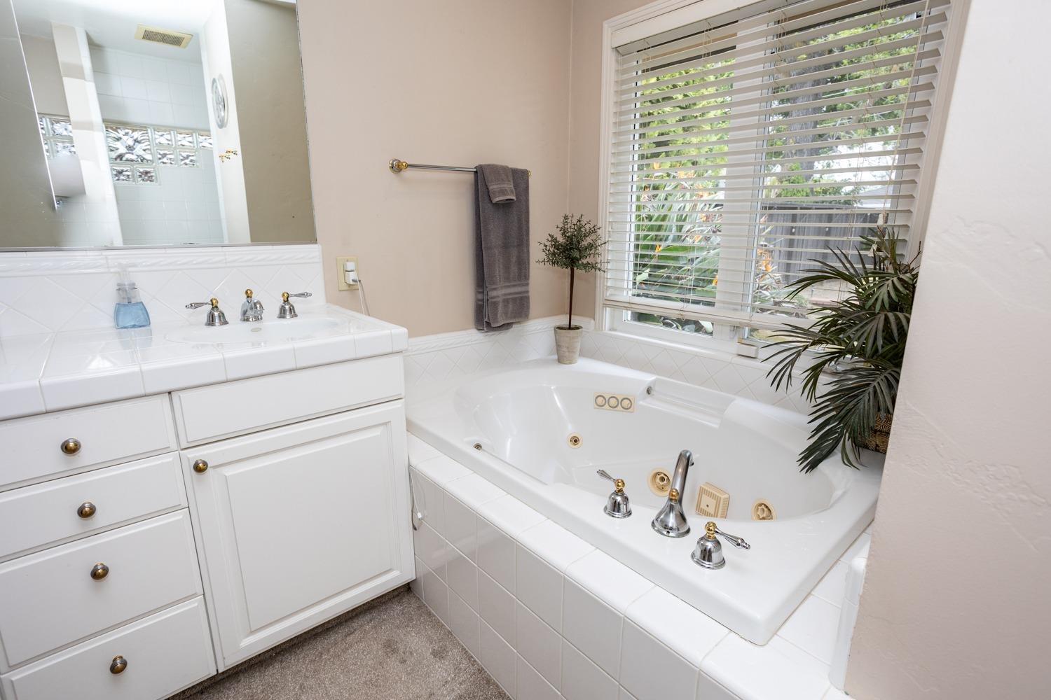 Detail Gallery Image 22 of 32 For 901 Princeton Ave, Modesto,  CA 95350 - 3 Beds | 2/1 Baths