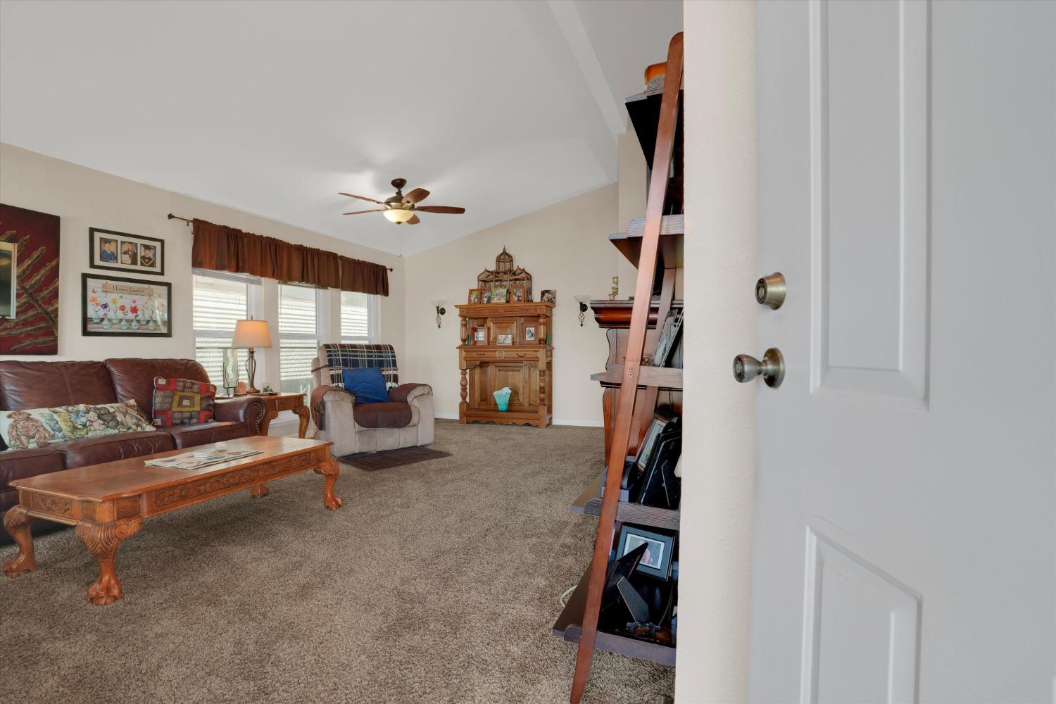 Detail Gallery Image 5 of 26 For 1500 Held Dr 47, Modesto,  CA 95355 - 2 Beds | 2 Baths