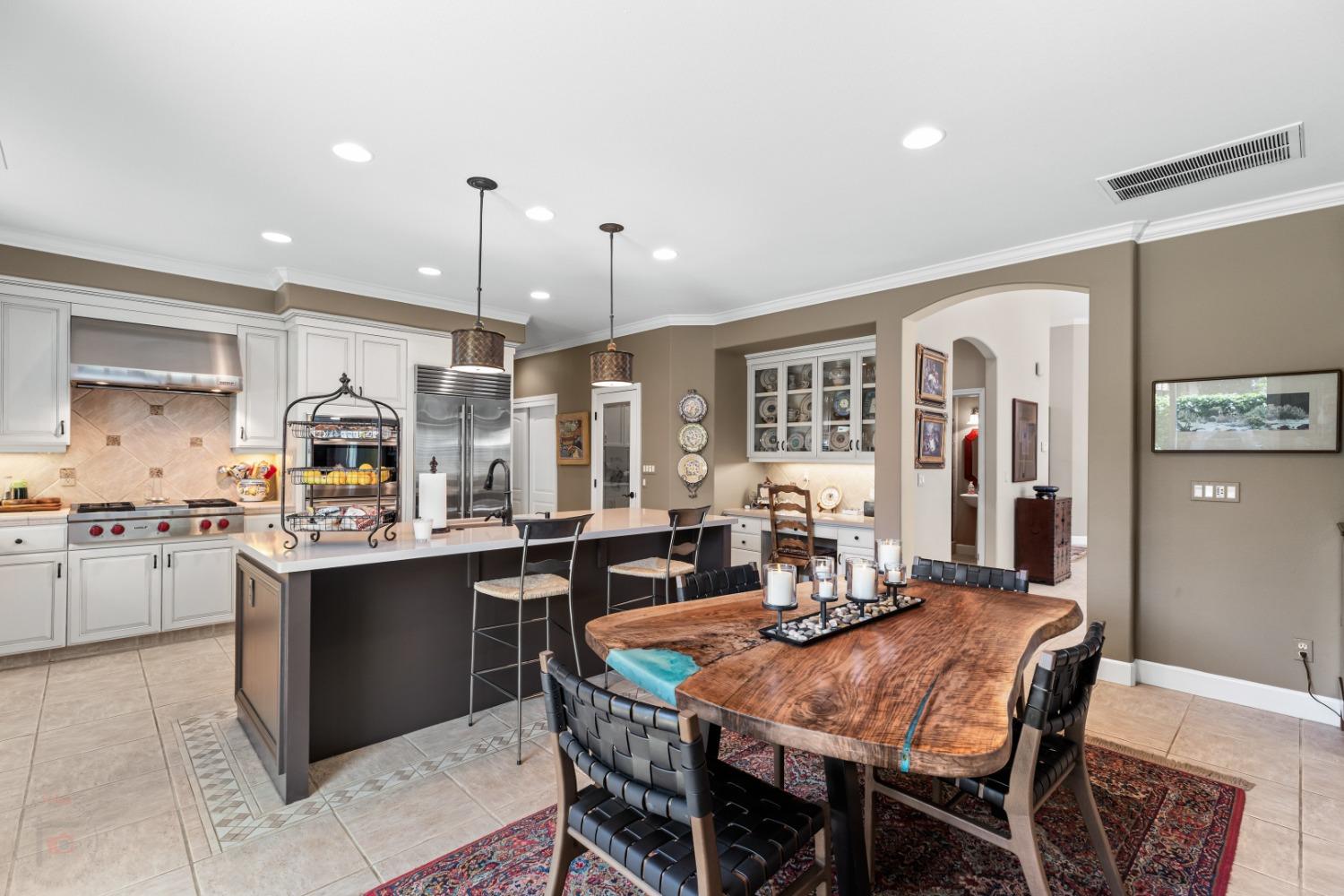 Detail Gallery Image 28 of 77 For 5126 Spanish Bay Cir, Stockton,  CA 95219 - 4 Beds | 3 Baths