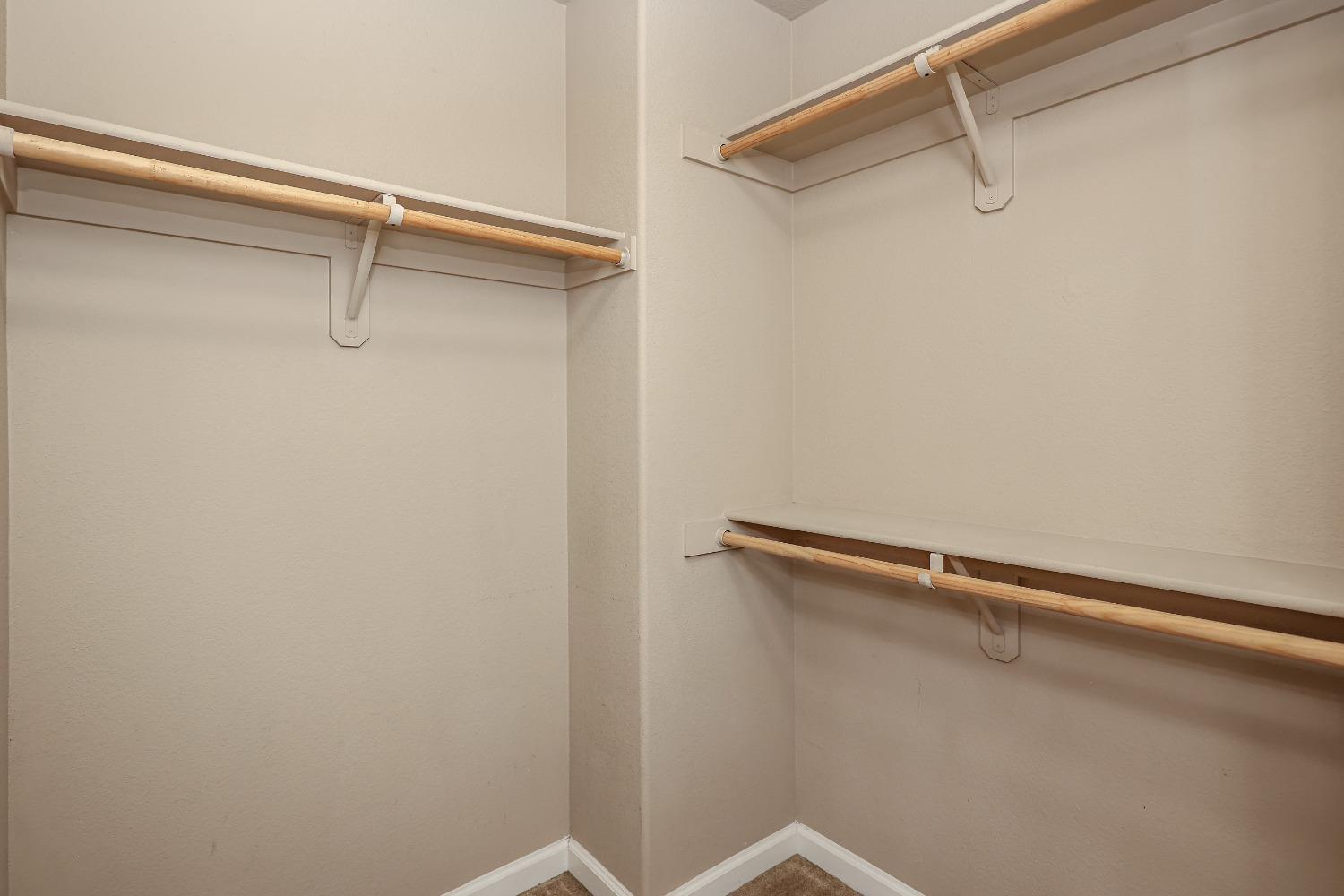 Detail Gallery Image 31 of 71 For 13318 Rivercrest Dr, Waterford,  CA 95386 - 4 Beds | 2/1 Baths