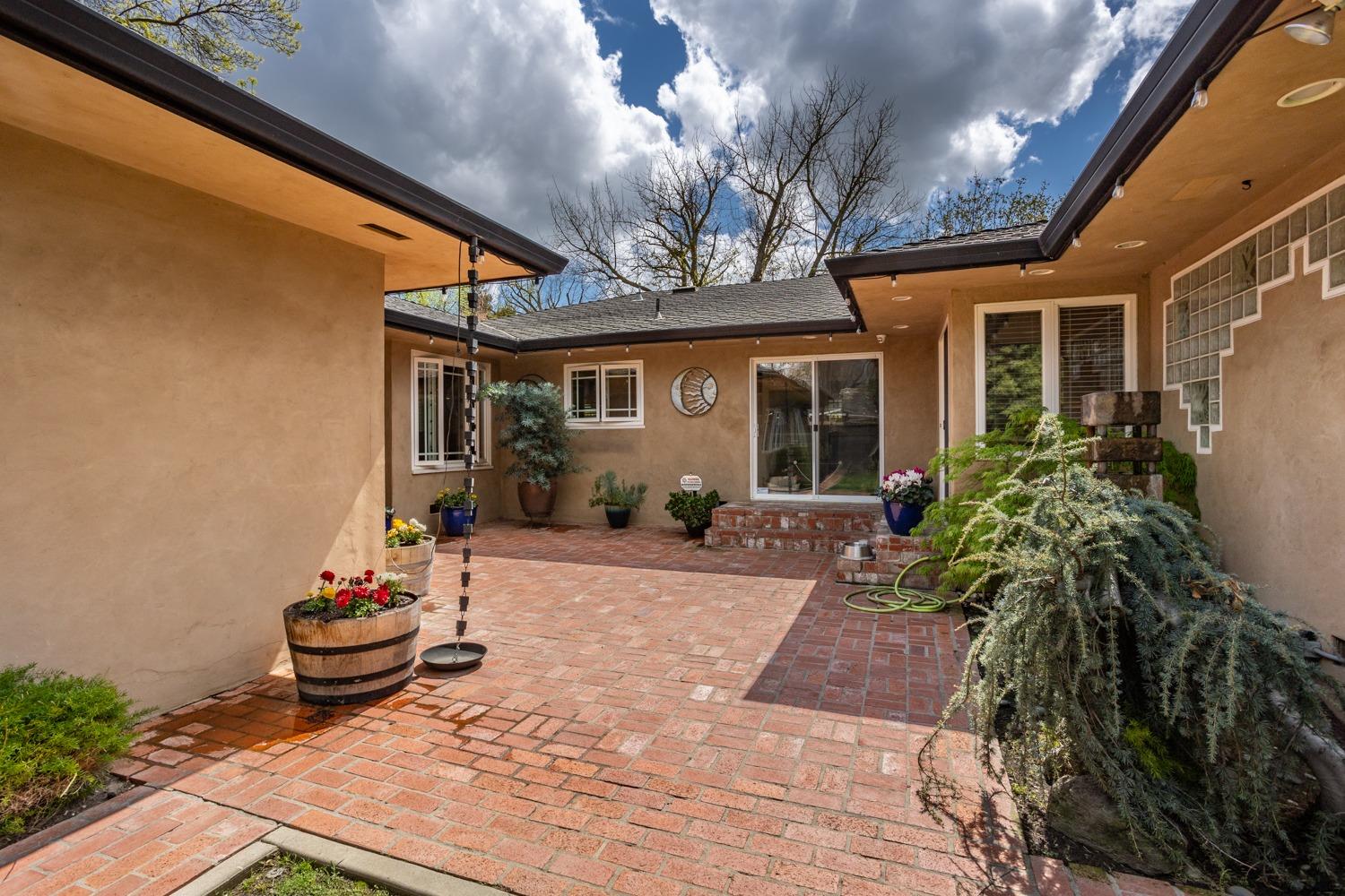 Detail Gallery Image 3 of 32 For 901 Princeton Ave, Modesto,  CA 95350 - 3 Beds | 2/1 Baths