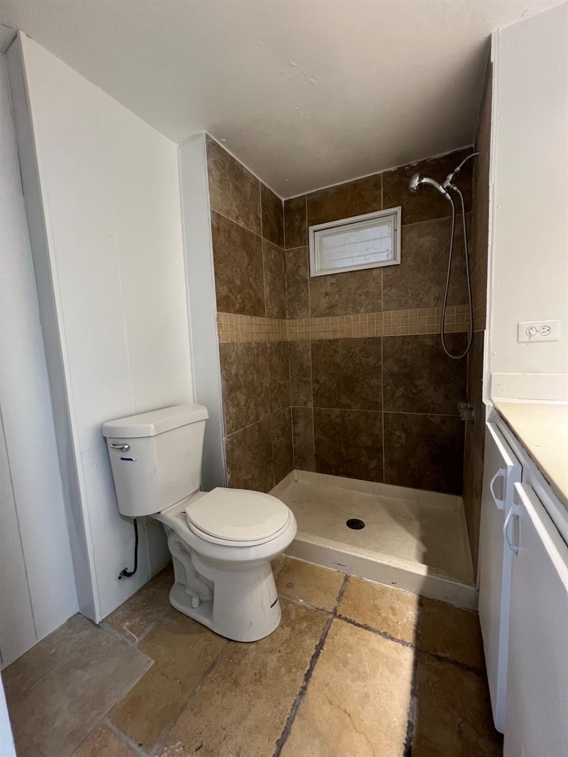 Detail Gallery Image 6 of 12 For 4024 Mchenry Ave 135, Modesto,  CA 95356 - 2 Beds | 1 Baths