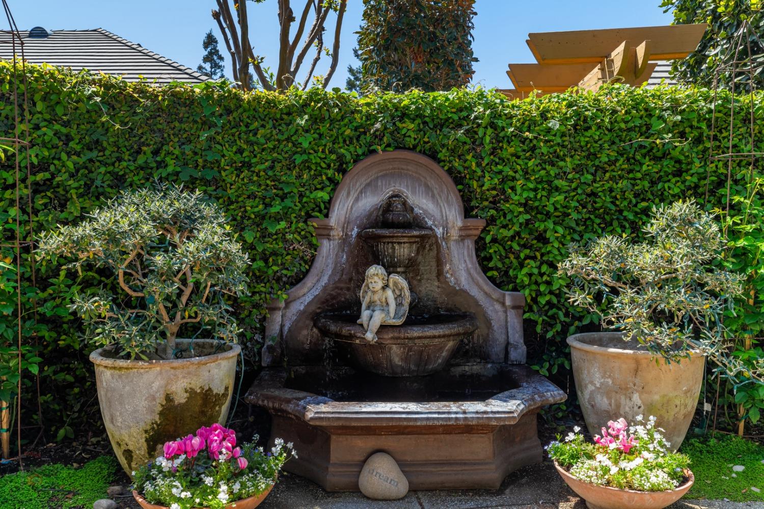 Detail Gallery Image 25 of 77 For 5126 Spanish Bay Cir, Stockton,  CA 95219 - 4 Beds | 3 Baths