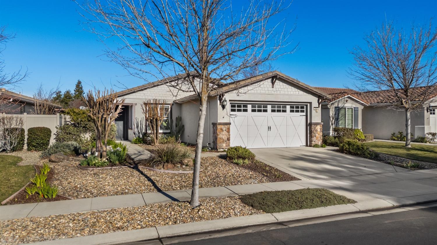 Detail Gallery Image 1 of 81 For 2327 Pepper Tree Ln, Manteca,  CA 95336 - 2 Beds | 2 Baths